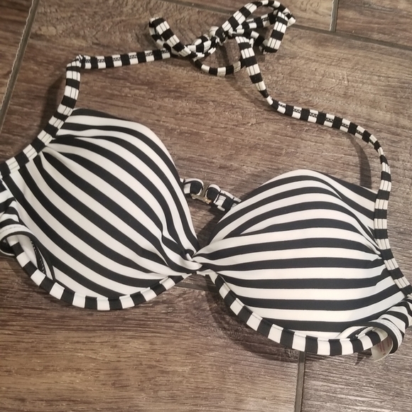 Target bikini top - Picture 1 of 3